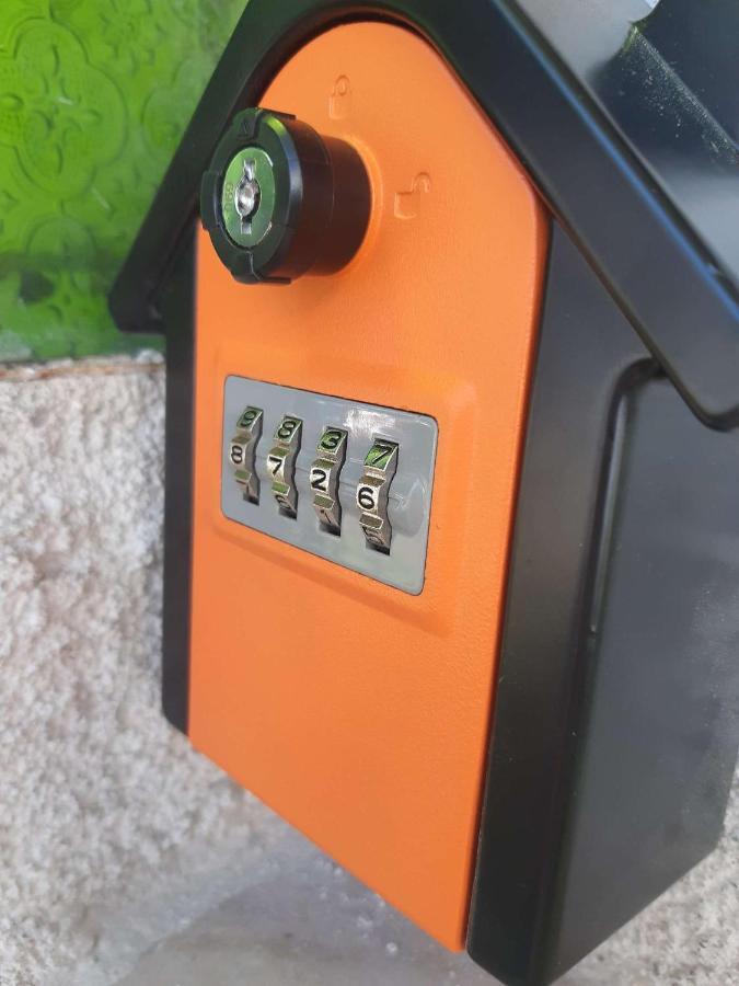 Alma Apartament Piatra Neamt Bagian luar foto